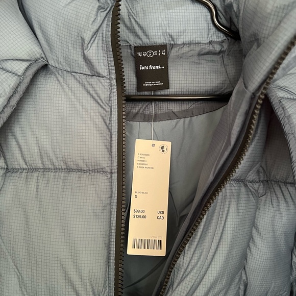 ✨ Brand new iets frans puffer coat - Size S women’s! ✨ - Picture 3 of 3
